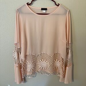 VENUS Women's Blush Crochet Lace Long Sleeve Blouse Size L